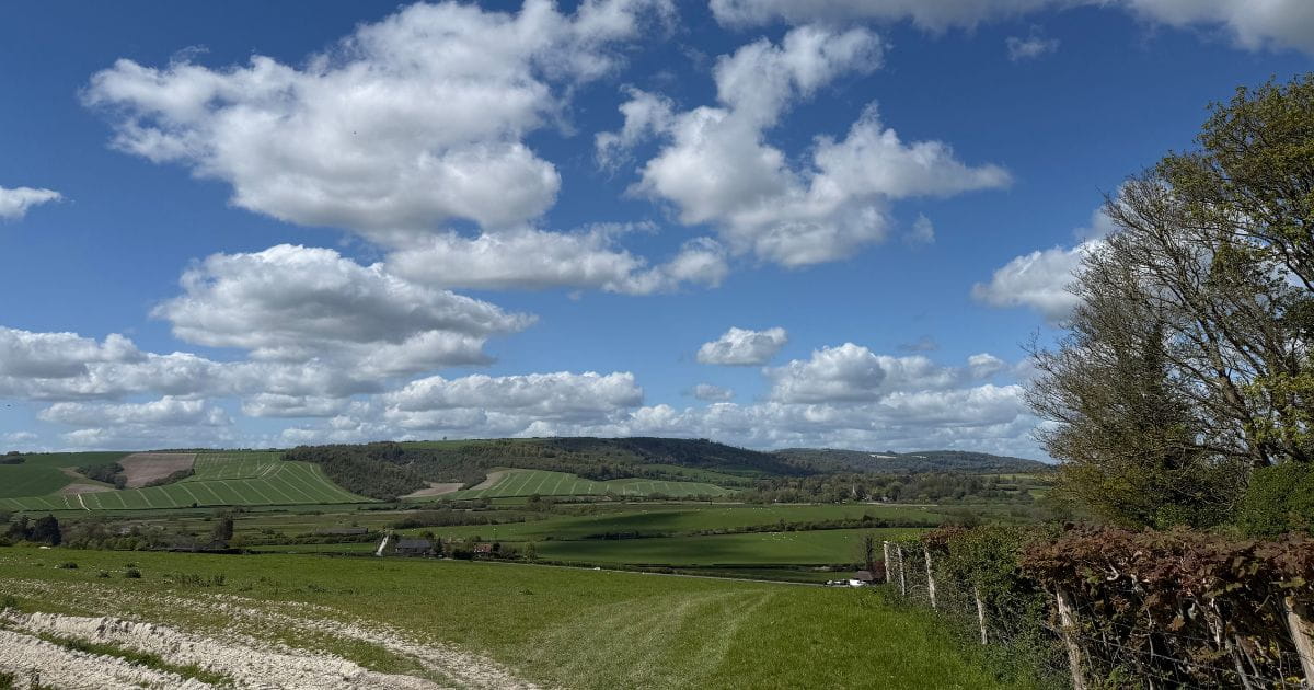 Countryside walk near London circular