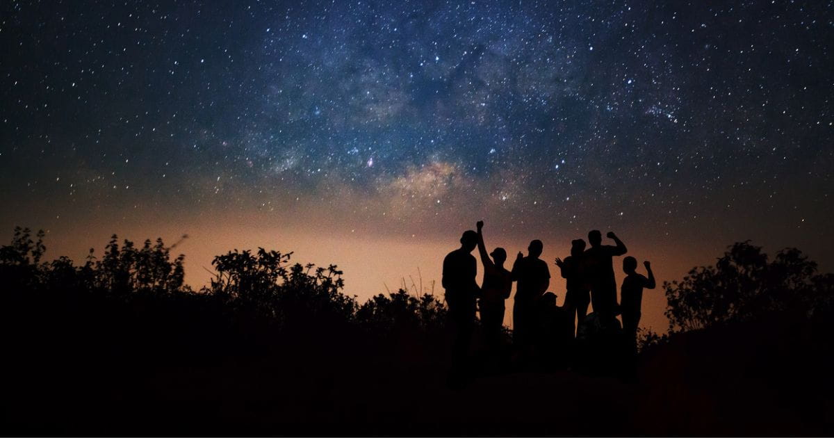 Astrotourism stargazing