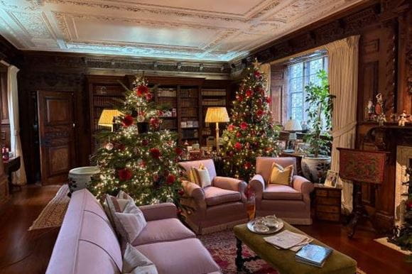 Christmas at Hever Castle blog hero