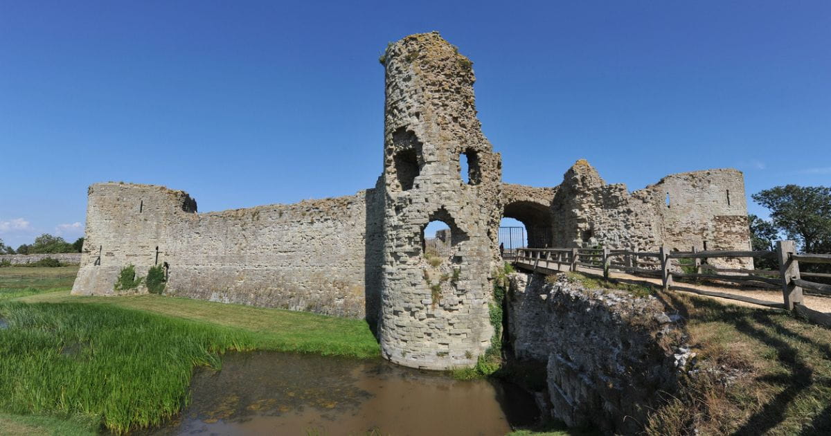 Pevensey Castle 1066 history East Sussex