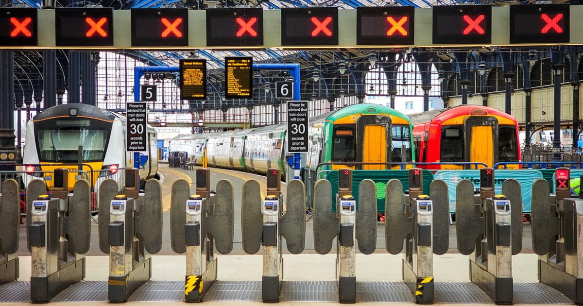 A Thameslink, Southern, and Gatwick Express train at Brighton railway station
