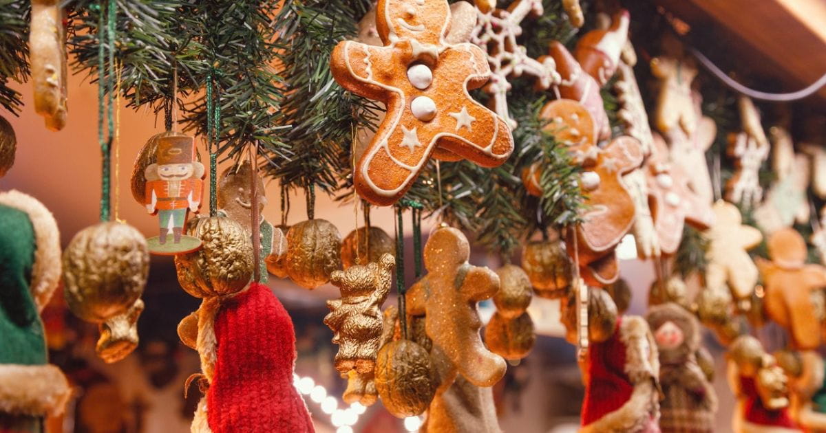 Gingerbread and lights at a Christmas market