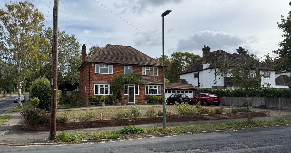 Attractive houses on a walk near London