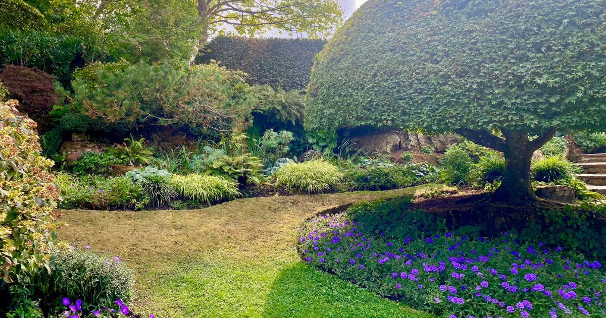 Gardens in Kent Hever Castle summer day out ideas