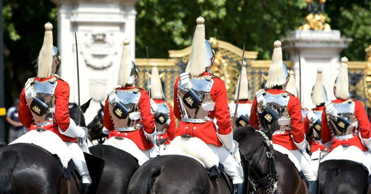 Changing of the Guard Buckingham Palace London attractions