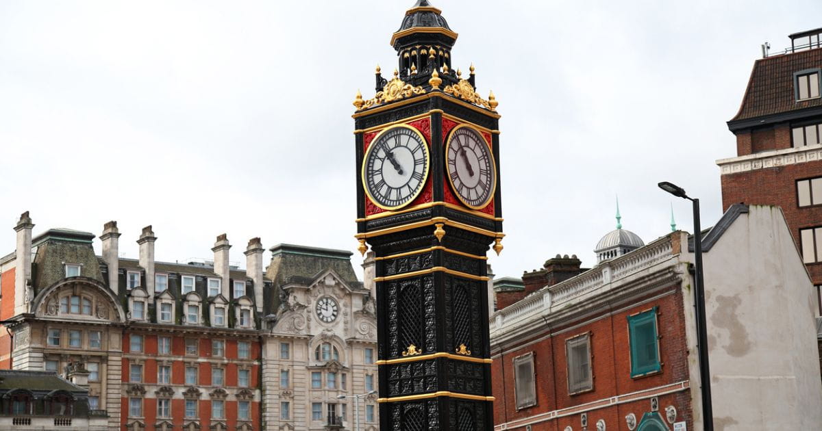 Little Ben clock unusual attractions Victoria station