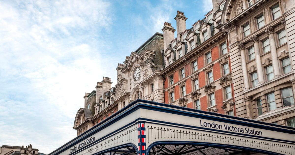 London Victoria railway station Southern railway