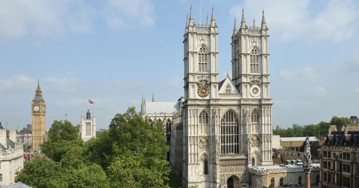 Westminster Abbey classic attractions near London Victoria