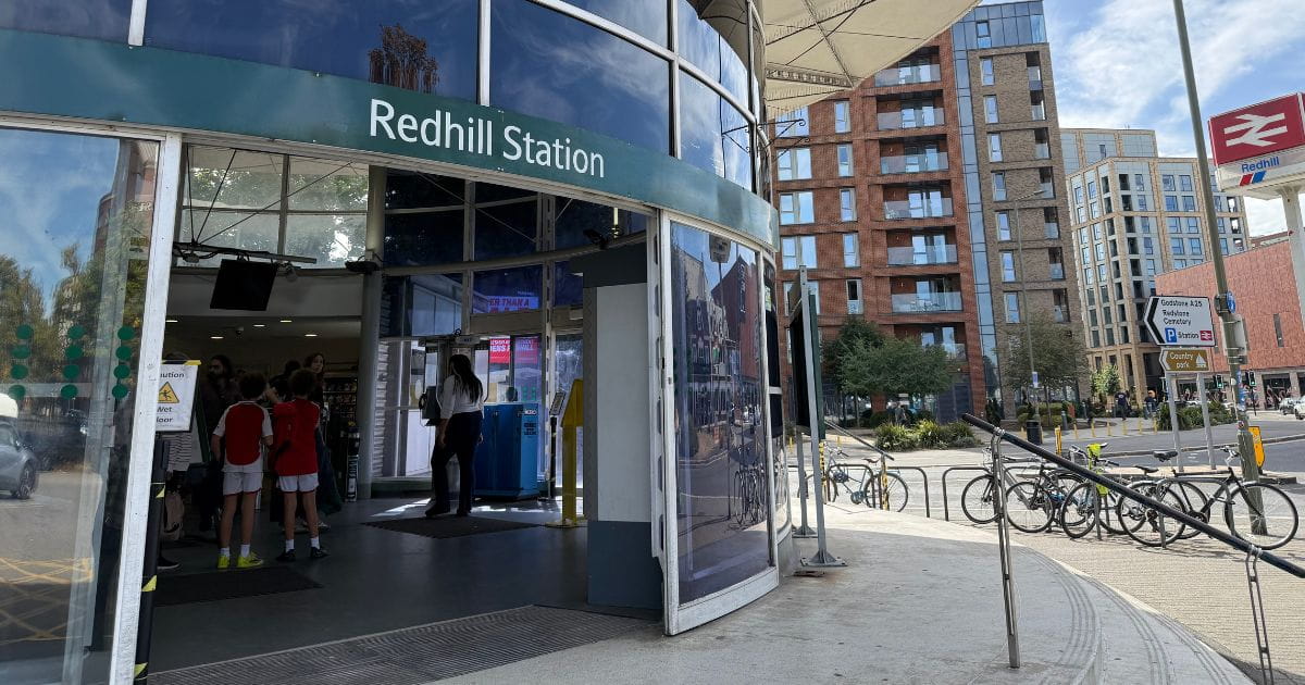 Redhill Railway Station Southern