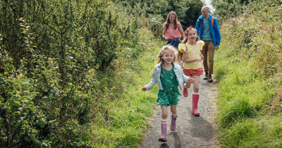Ways to save on family staycations with Southern Railway